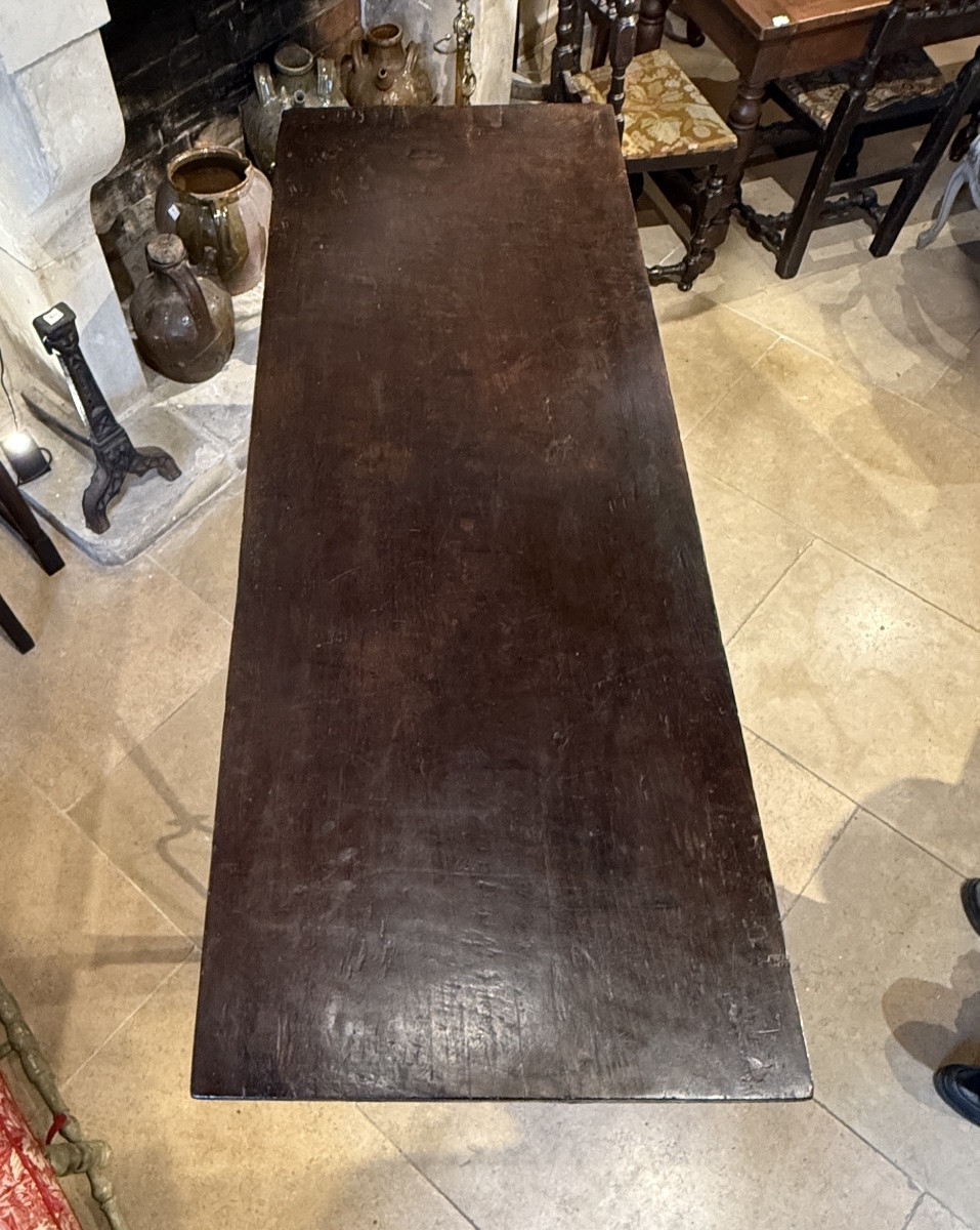 Oak  Table With Shaped Legs And Wrought Iron Stretcher, 17th Century-photo-4