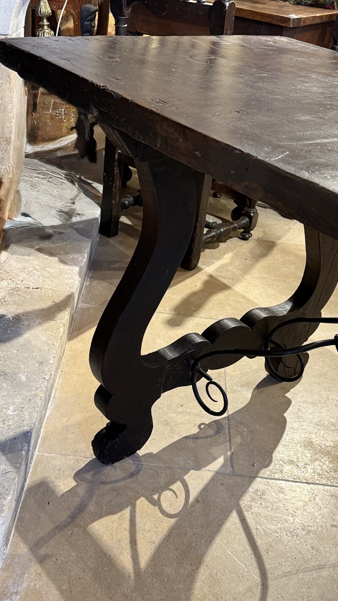 Oak  Table With Shaped Legs And Wrought Iron Stretcher, 17th Century-photo-5