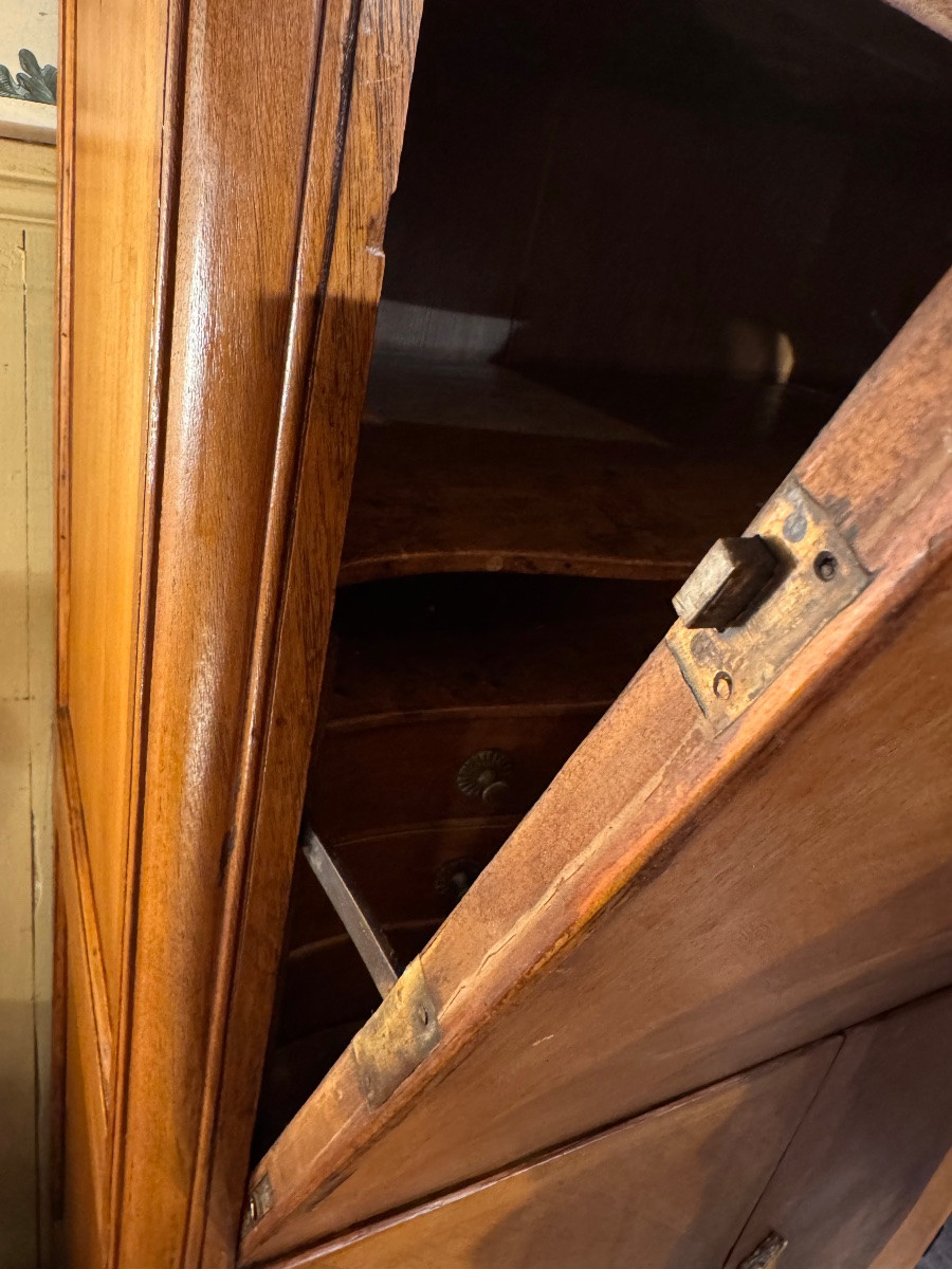 Très Petit secrétaire Louis XV en noyer blond – XVIIIᵉ siècle-photo-7
