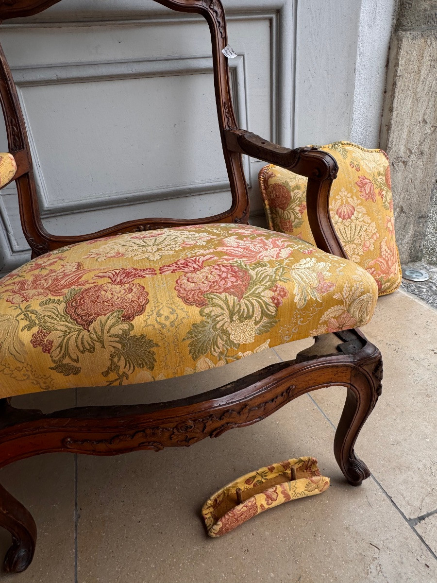 Regency Style Armchair In Carved Walnut, 18th Century Spirit-photo-5