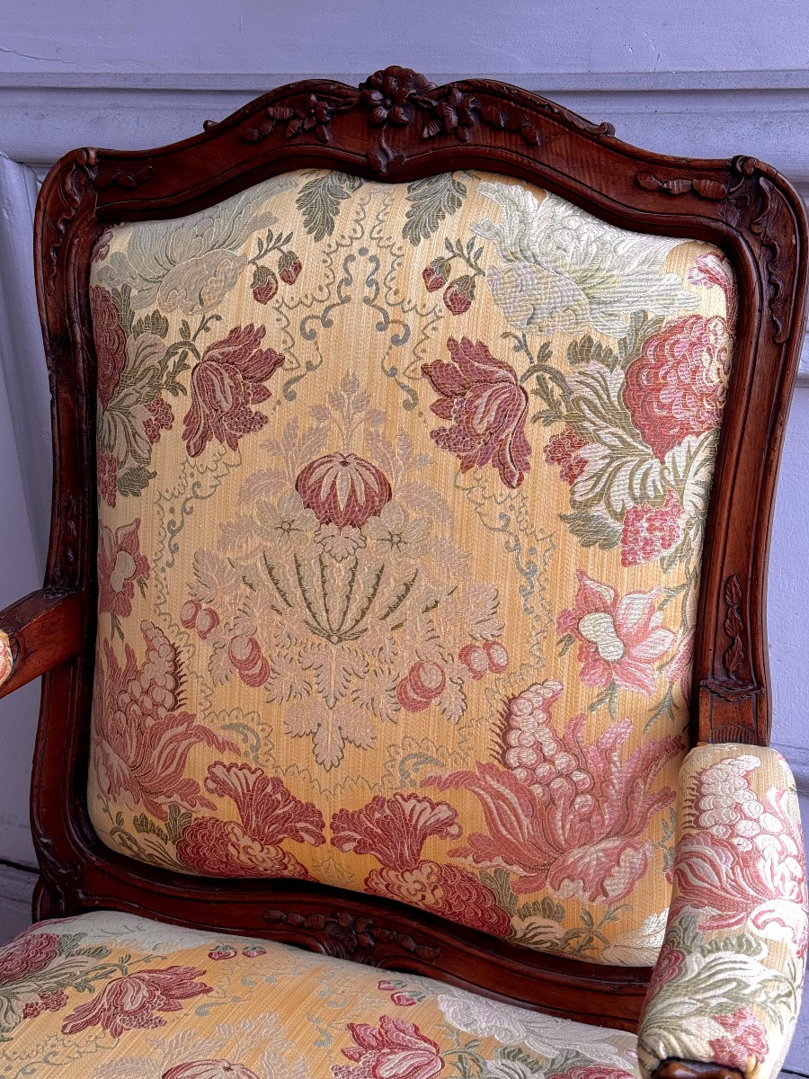 Regency Style Armchair In Carved Walnut, 18th Century Spirit-photo-7