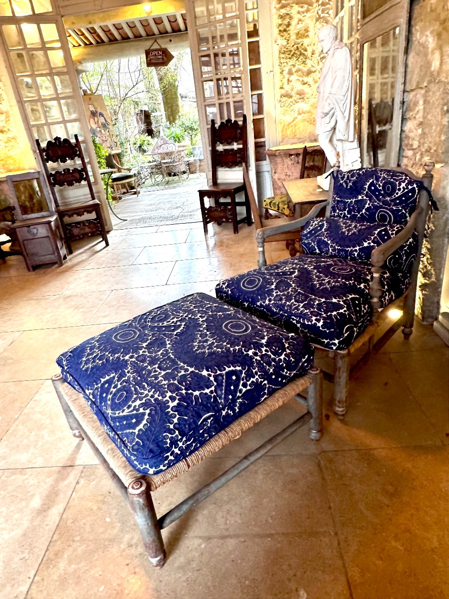 Chaise longue paillée et peinte d’époque XVIIIᵉ siècle, Provence – avec tabouret -photo-2