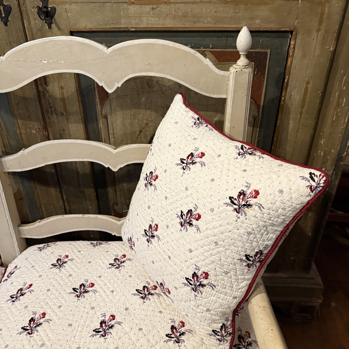 Rare 18th-century Provençal Straw Bench – Known As A “radassier” – With Straw And Gold Paint-photo-5