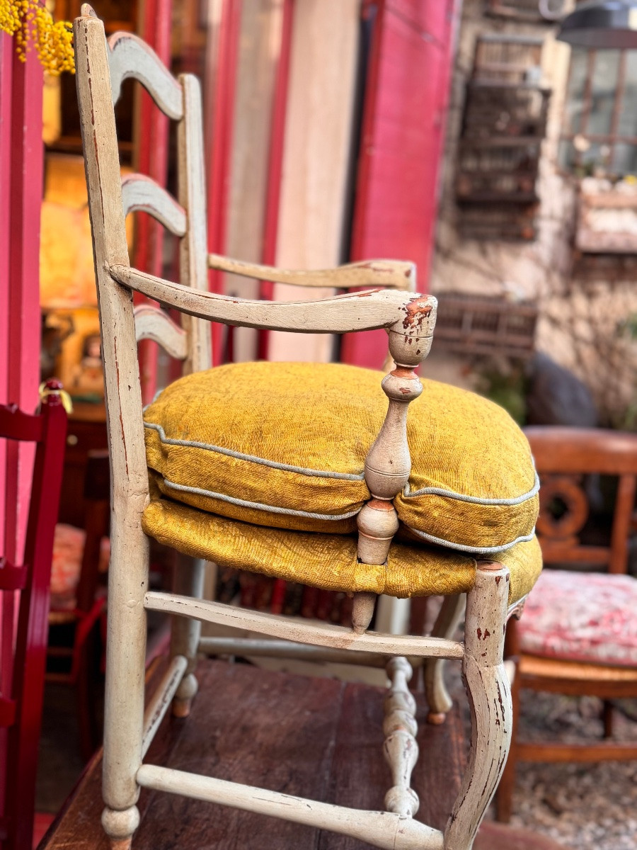 Petit fauteuil provençal Louis XV, bois laqué, XVIIIᵉ siècle-photo-2