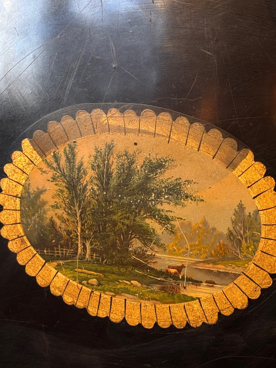 Oval Tray In Black And Gold Lacquered Metal, Decorated With A Chromolithographed Landscape-photo-2