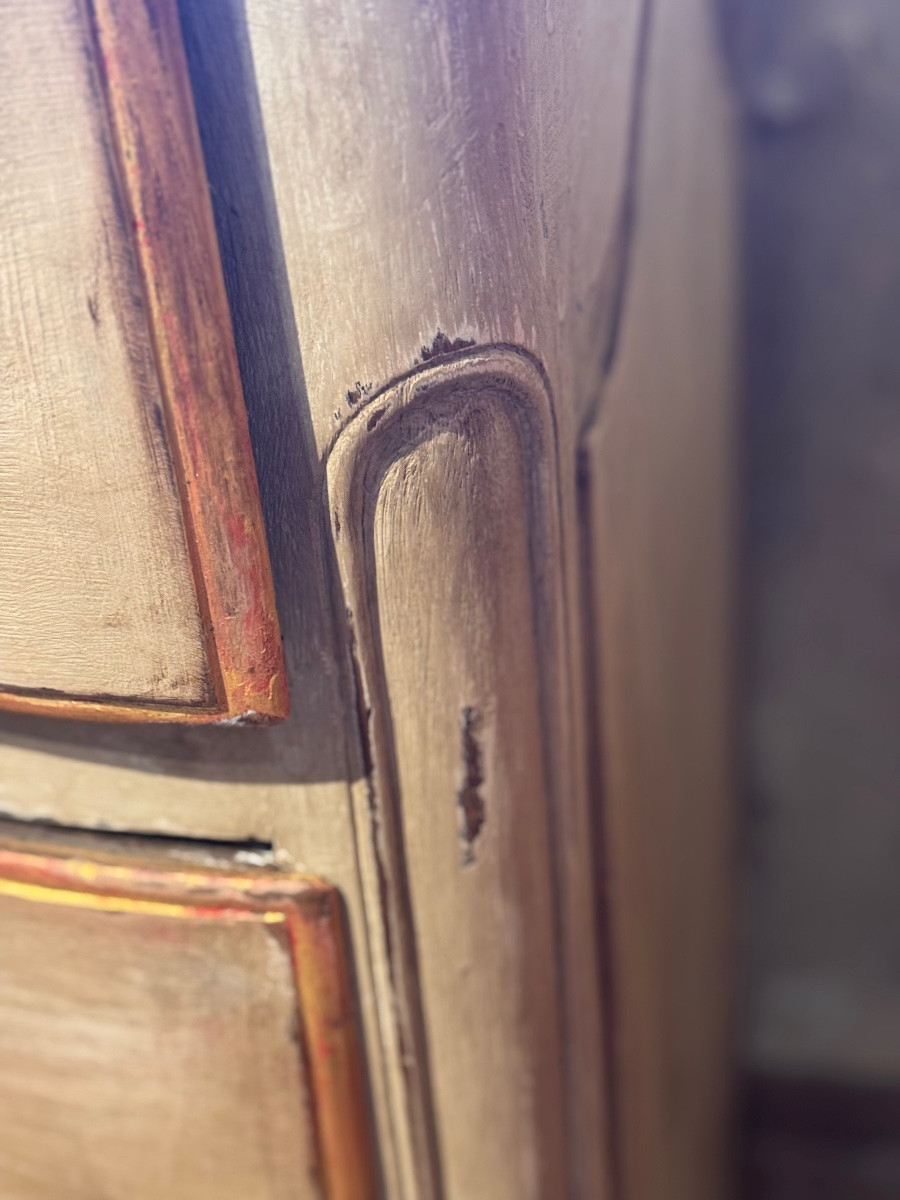 Commode provençale galbée en noyer peint, XVIIIe siècle-photo-3