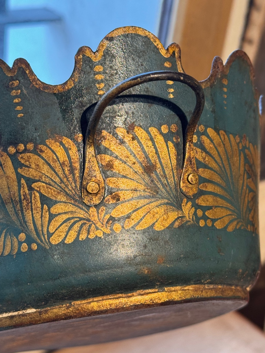 Verrière de table en tôle peinte à décor floral – -photo-1