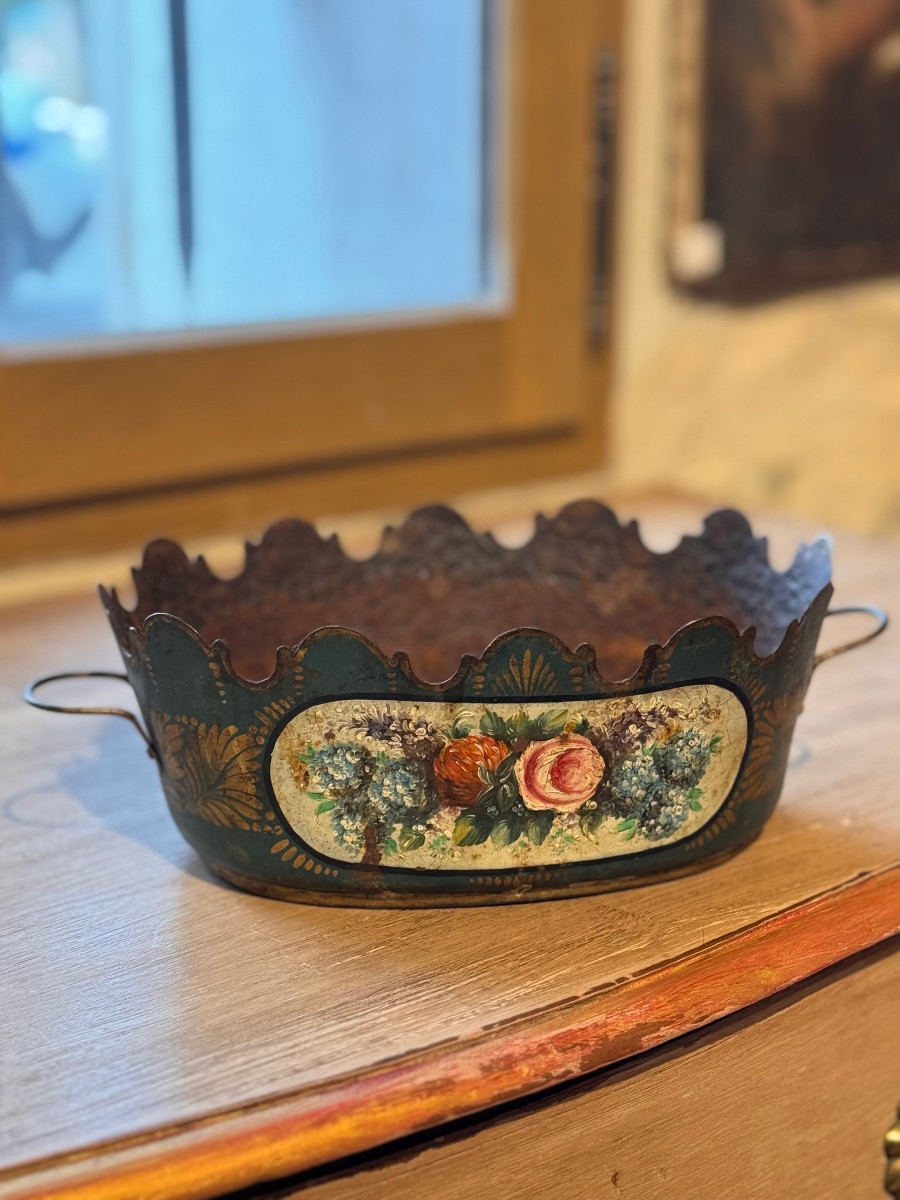 Verrière de table en tôle peinte à décor floral – 