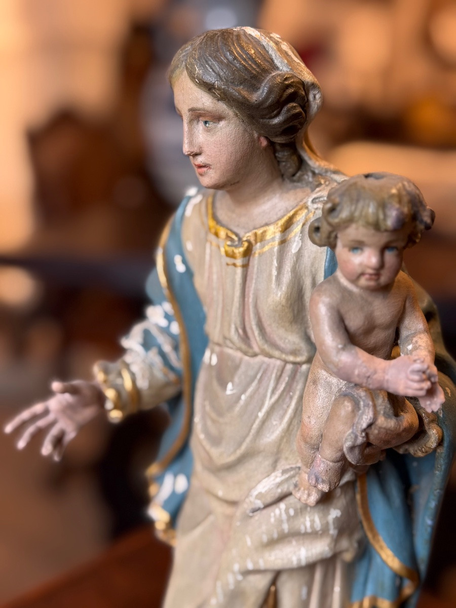 Vierge à l’Enfant en bois sculpté et polychromé – XVIIIe siècle-photo-2