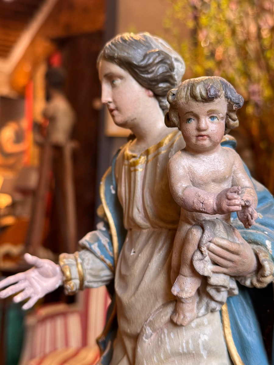 Vierge à l’Enfant en bois sculpté et polychromé – XVIIIe siècle-photo-5