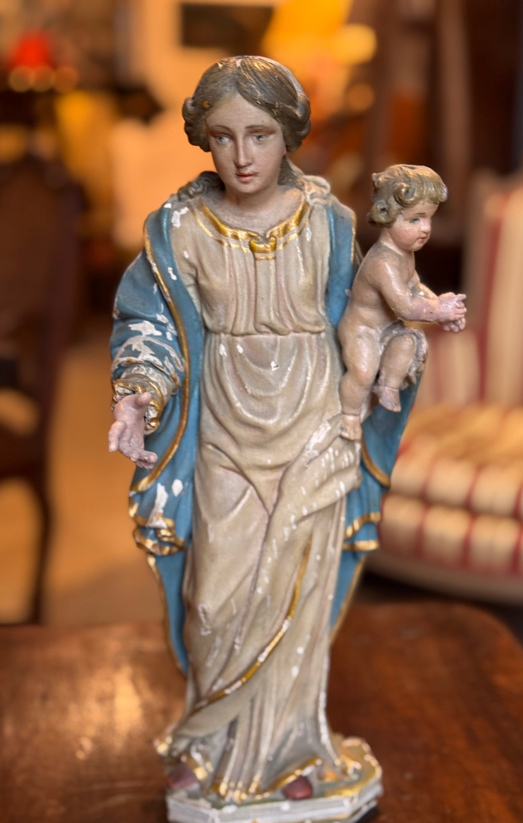 Vierge à l’Enfant en bois sculpté et polychromé – XVIIIe siècle