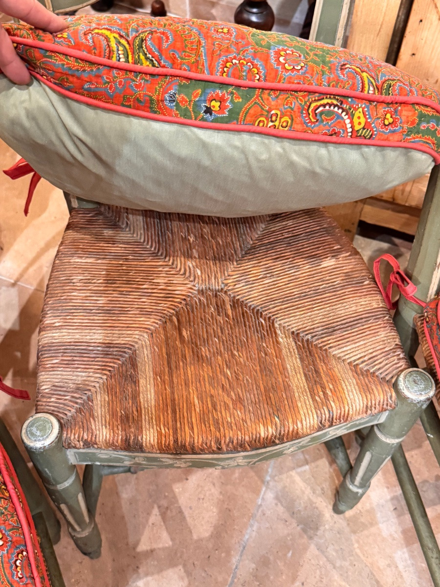 Suite de trois chaises provençales paillées – XVIIIe -photo-3