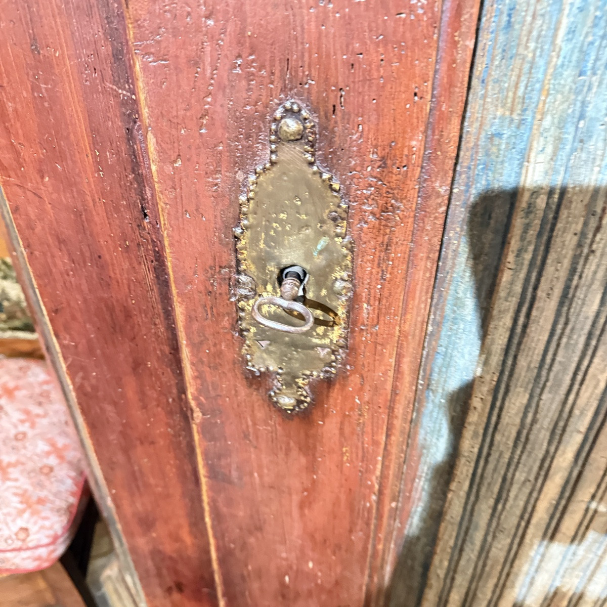 Armoire alsacienne du XIXe siècle – Peinture d’origine et ferronneries d’époque-photo-3