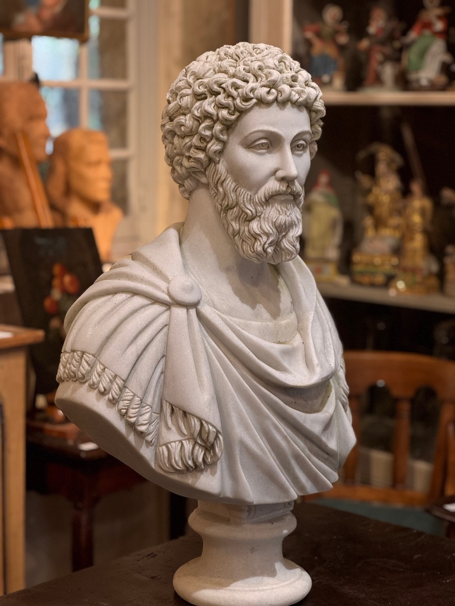 Buste en marbre blanc représentant Marc Aurèle, début XXe siècle