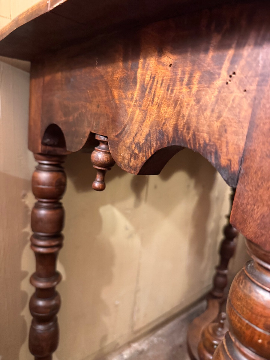 17th-century Walnut Table, Turned Base And Stretcher-photo-1