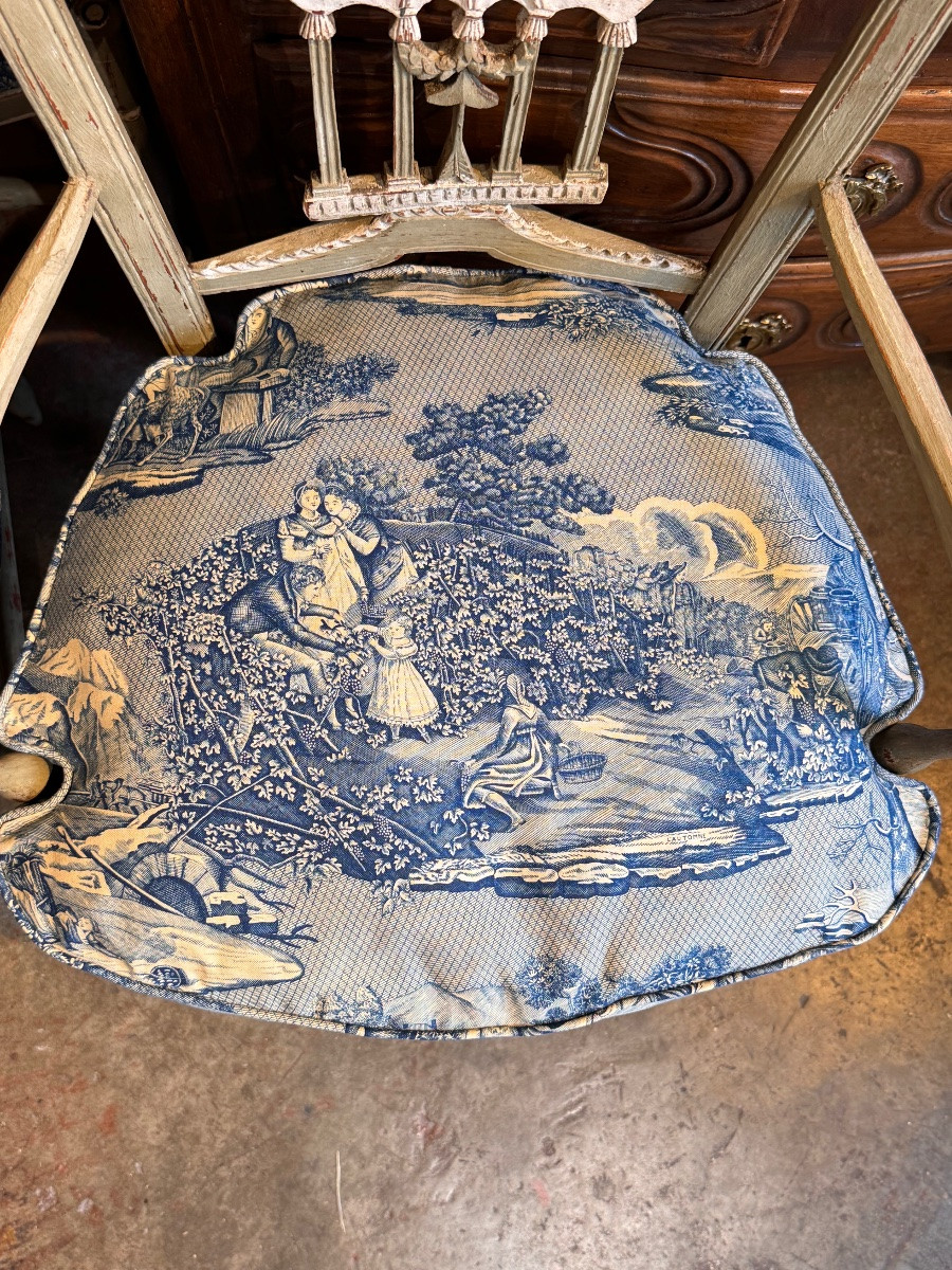 Suite Of 4 Small Louis XVI - Directoire Period Armchairs, Openwork Backs With Pagoda Decor,-photo-1