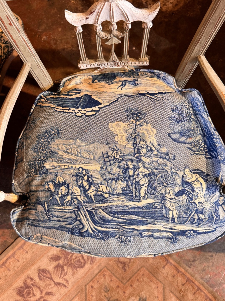 Suite Of 4 Small Louis XVI - Directoire Period Armchairs, Openwork Backs With Pagoda Decor,-photo-3