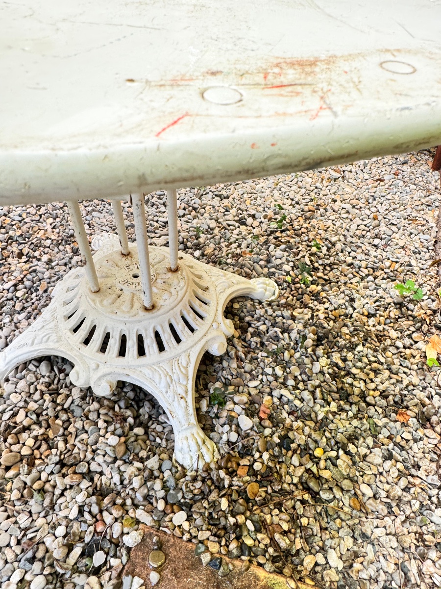 Table de jardin ovale en fonte et métal – XXe siècle-photo-6
