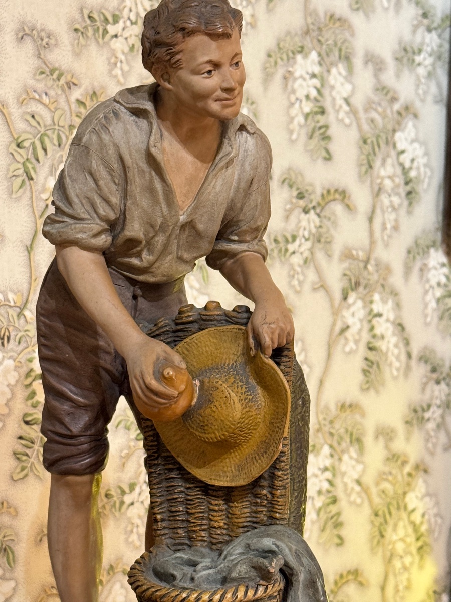 Joseph Le Guluche – Paire de terres cuites polychromes, sujets populaires, fabrication français-photo-1