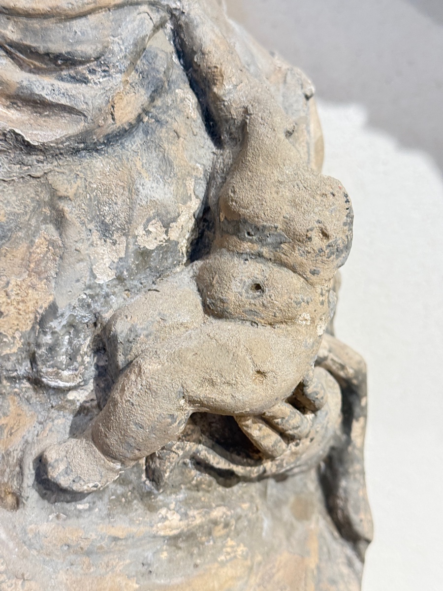 Vierge à l’Enfant en pierre calcaire – Sculpture d’oratoire – XVIIIᵉ siècle-photo-3