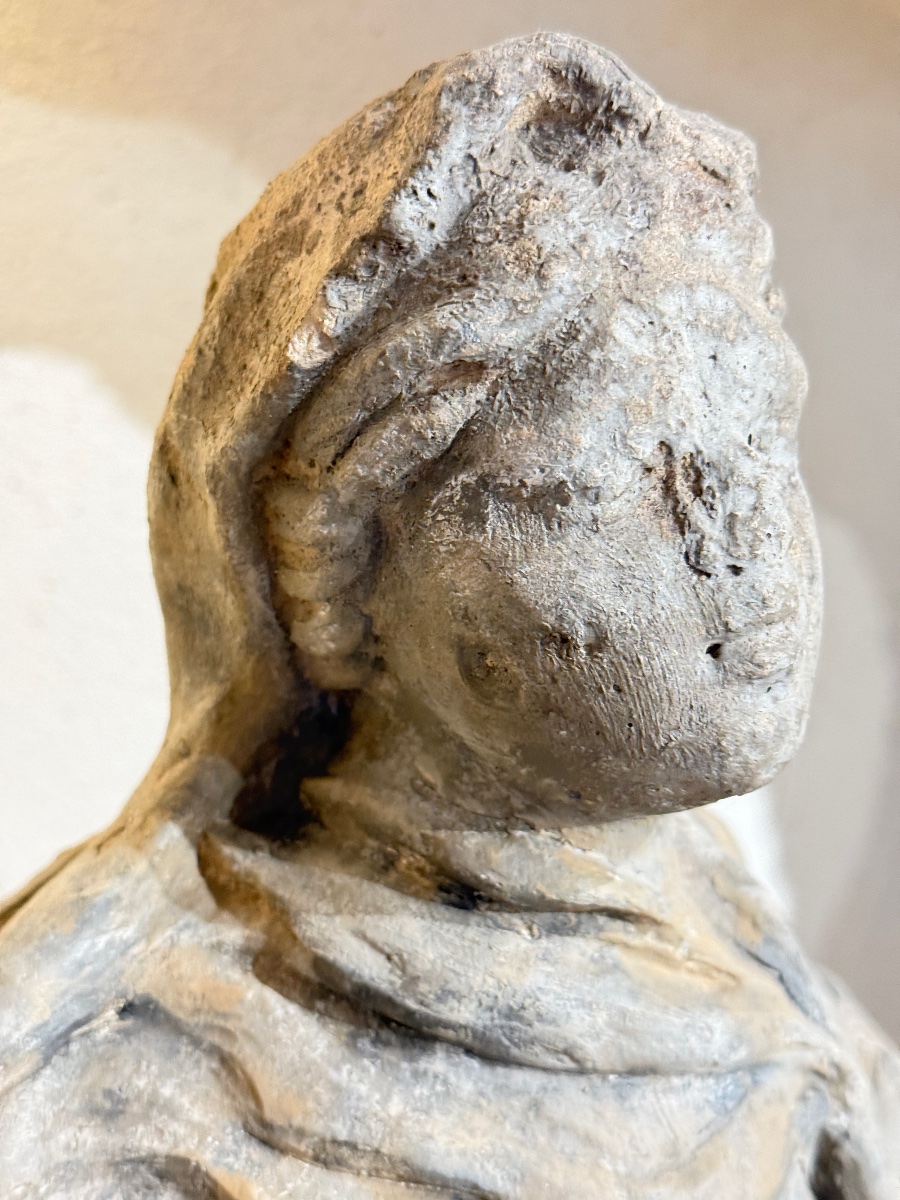 Vierge à l’Enfant en pierre calcaire – Sculpture d’oratoire – XVIIIᵉ siècle-photo-2