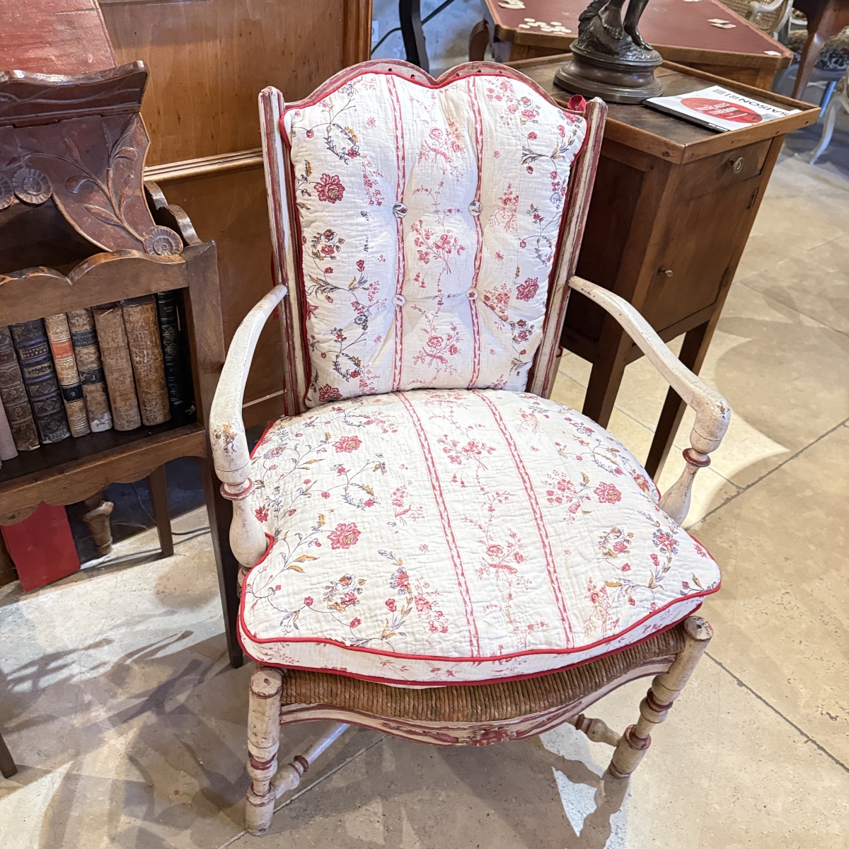 Paire de fauteuils provençaux en hêtre laqué – Époque XVIIIᵉ siècle-photo-3