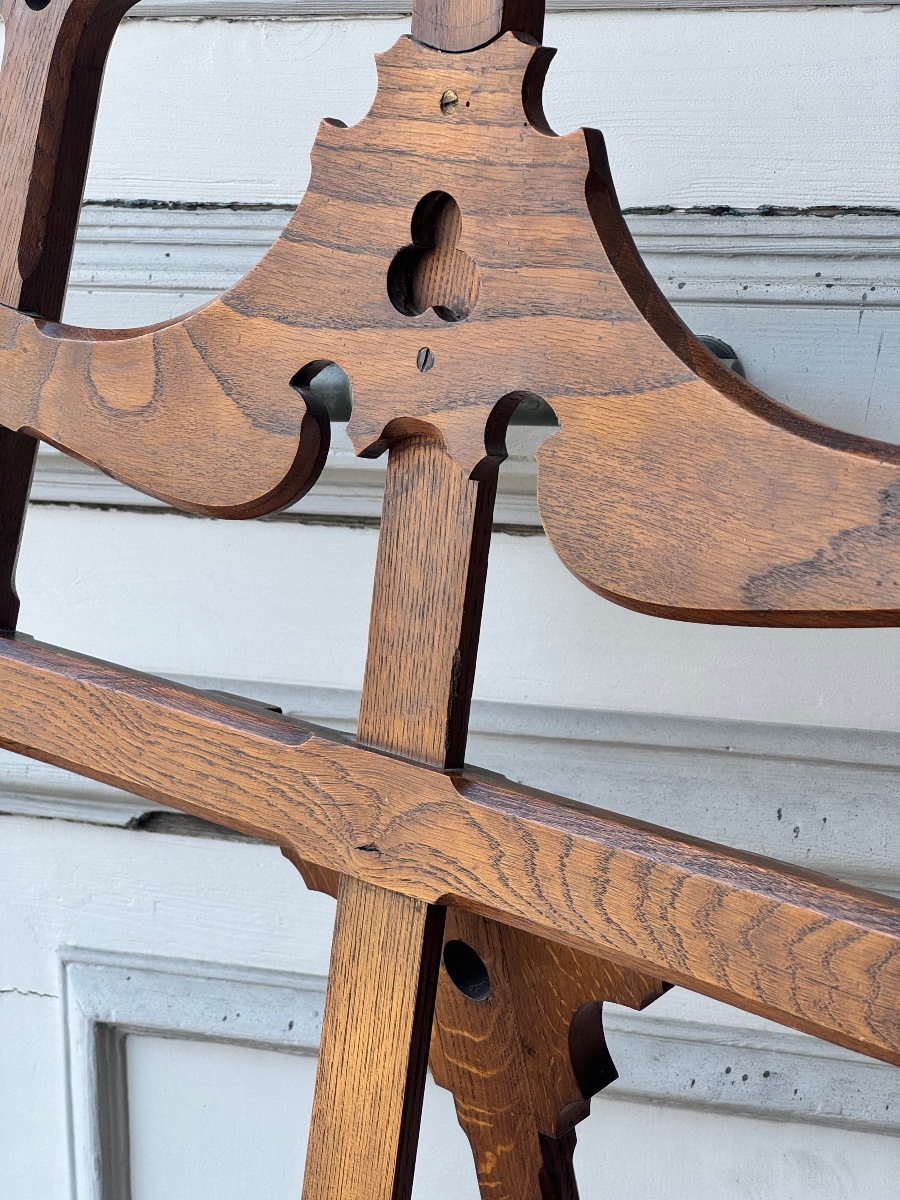 Large Carved And Pierced Oak Artist’s Easel – 19th Century-photo-1