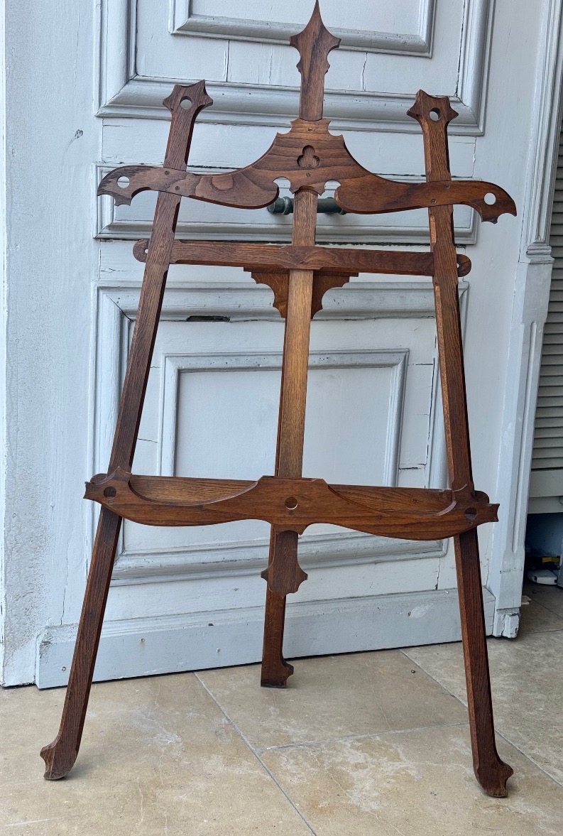 Large Carved And Pierced Oak Artist’s Easel – 19th Century