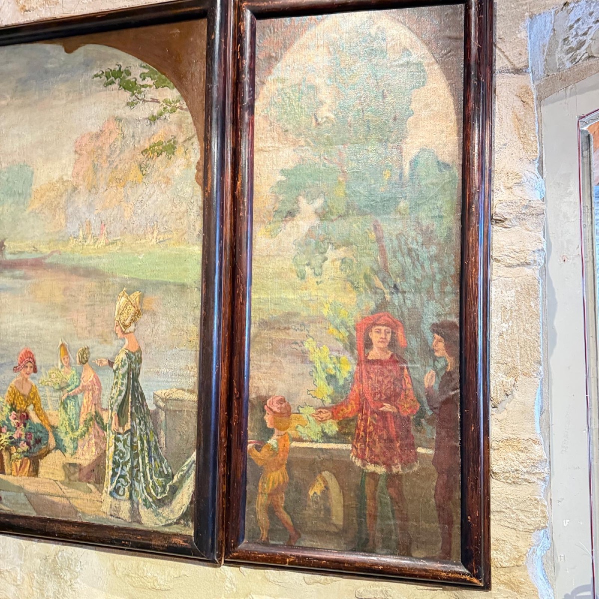 Grand triptyque peint – Scène médiévale dans un paysage lacustre – XIXe siècle-photo-6