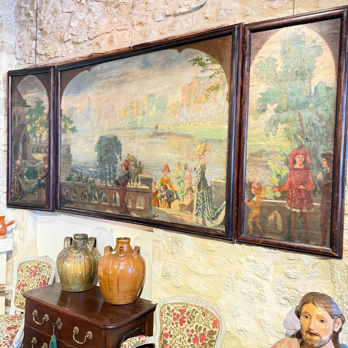 Grand triptyque peint – Scène médiévale dans un paysage lacustre – XIXe siècle