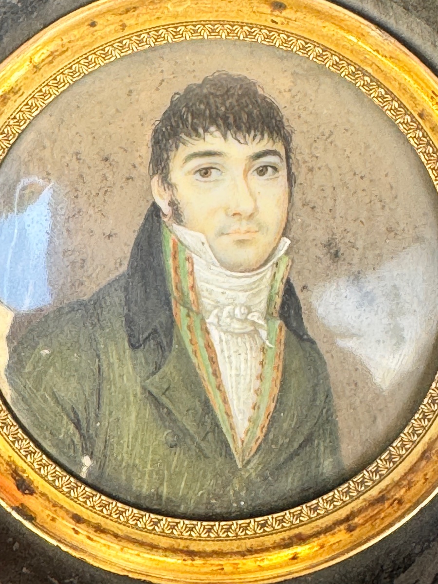 Portrait miniature d’un jeune homme – Époque Premier Empire, vers 1800-1815-photo-2