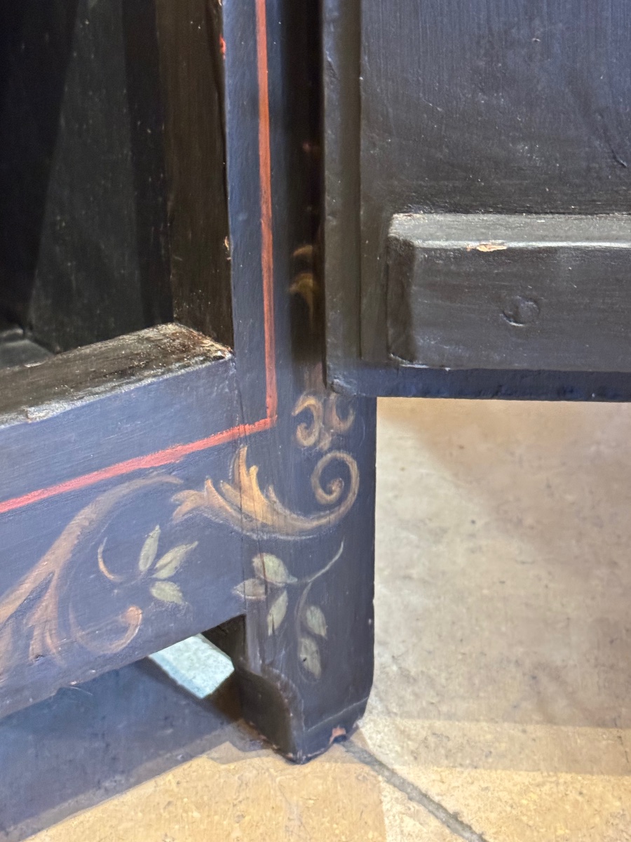 Armoire peinte d’Uzès du XVIIIe siècle à décor de paysages et bouquets-photo-6