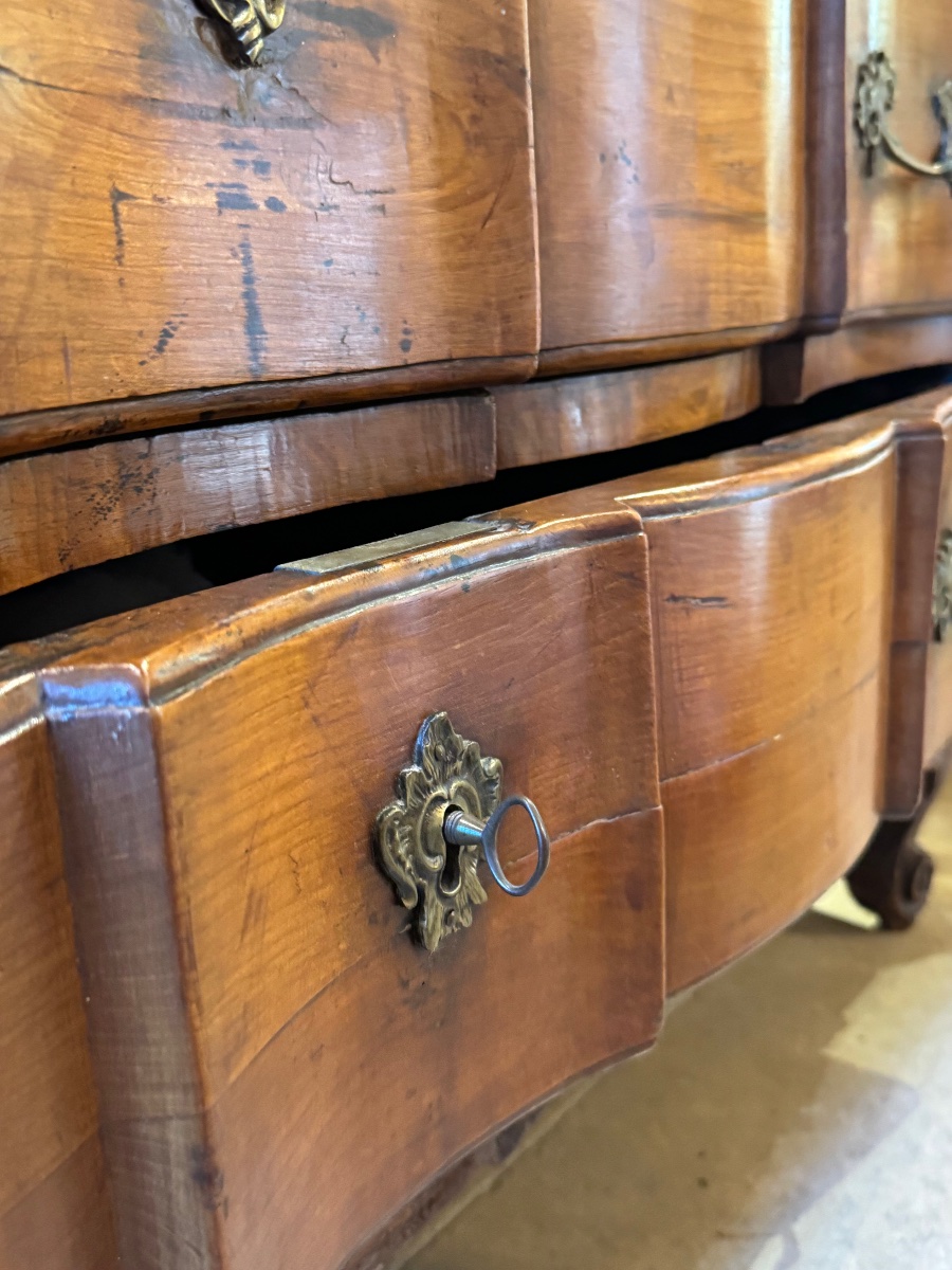 Commode arbalète Louis XV en noyer – XVIIIe siècle-photo-5