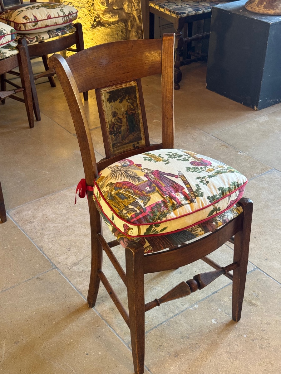 Suite de 4 chaises provençales Directoire en cerisier – Histoire de Télémaque-photo-1