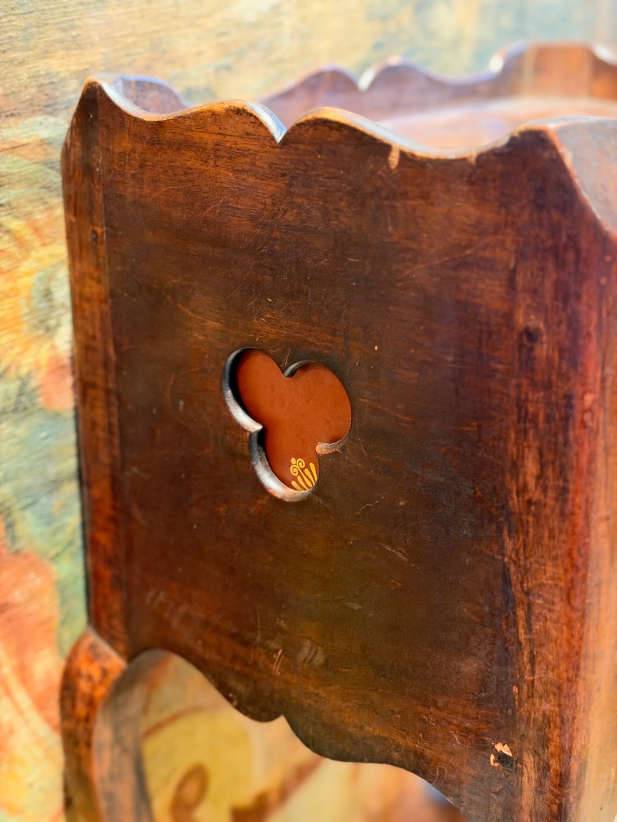 Chevet Louis XV à niche en bois fruitier – XVIIIe siècle-photo-2