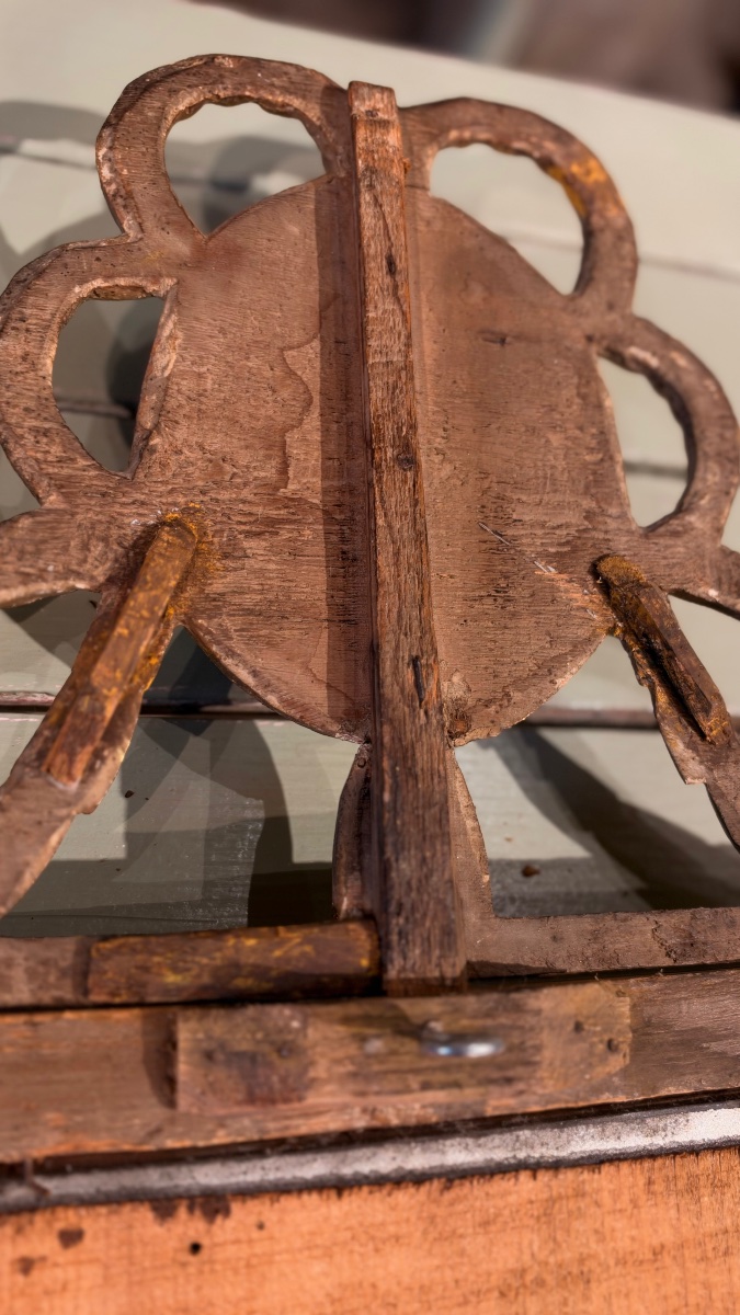 A Directoire-period Mirror From The Late 18th Century, Made Of Carved, Gilded, And Polychrome Wood.-photo-3