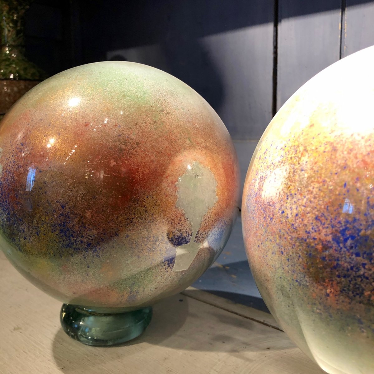 Paire de Boules à Perruque en Verre Églomisé, XIXe Siècle-photo-3