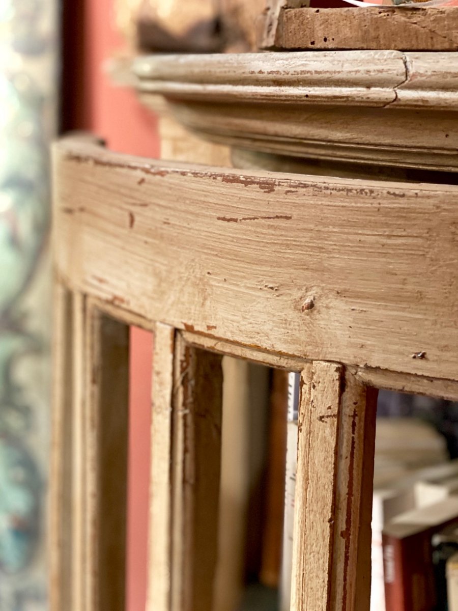 Pair Of Curved Corner Cupboards With 18th Molded Bars And Mounted In Cupboards-photo-4