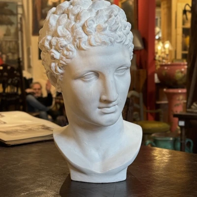 Premiere-Image-1716050