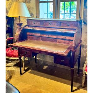 Bureau à cylindre Louis XVI estampillé F. REIZELL – Paris, fin du XVIIIᵉ siècle