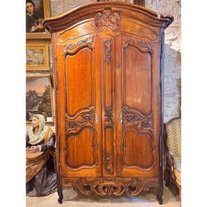 Provençal Wardrobe, Known As The Nîmes Wardrobe, With A Gendarme's Hat – 19th Century