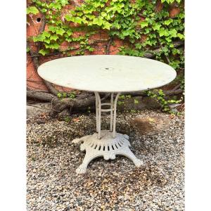 Table de jardin ovale en fonte et métal – XXe siècle