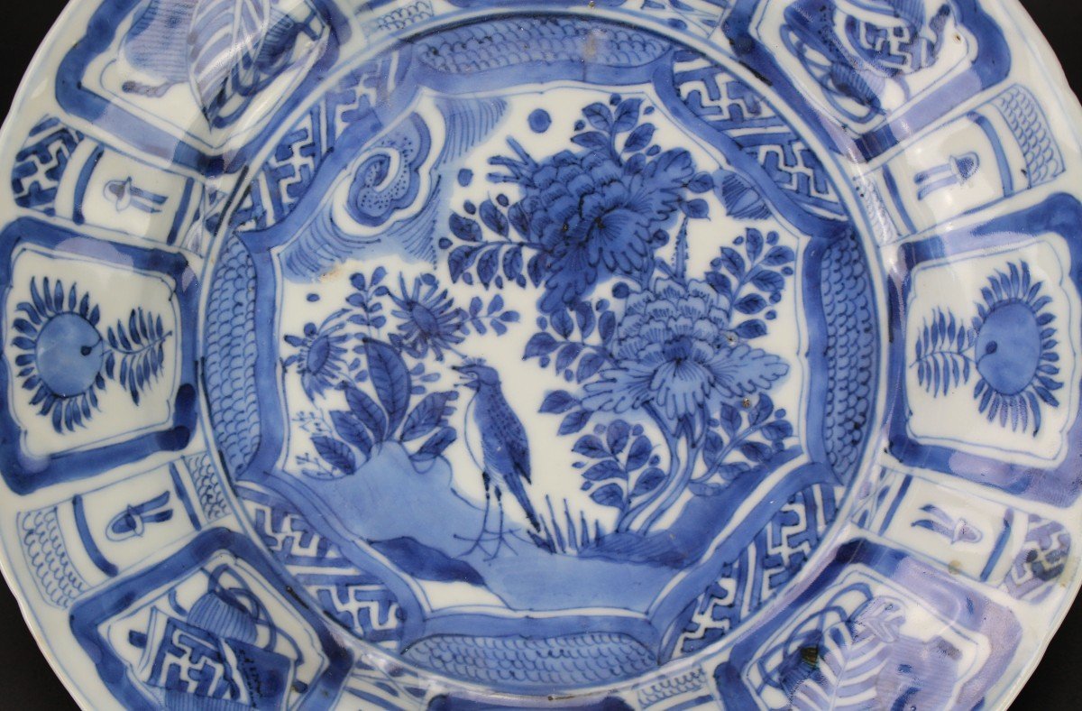 Assiette En Porcelaine Chinoise Wanli Kraak Bleu Et Blanc Dynastie Ming Antique 17ème Siècle-photo-2