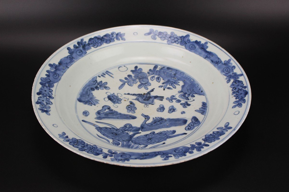 Grande Assiette Jiajing En Porcelaine Chinoise 35 Cm Plat Antique Bleu Et Blanc Dynastie Ming-photo-1