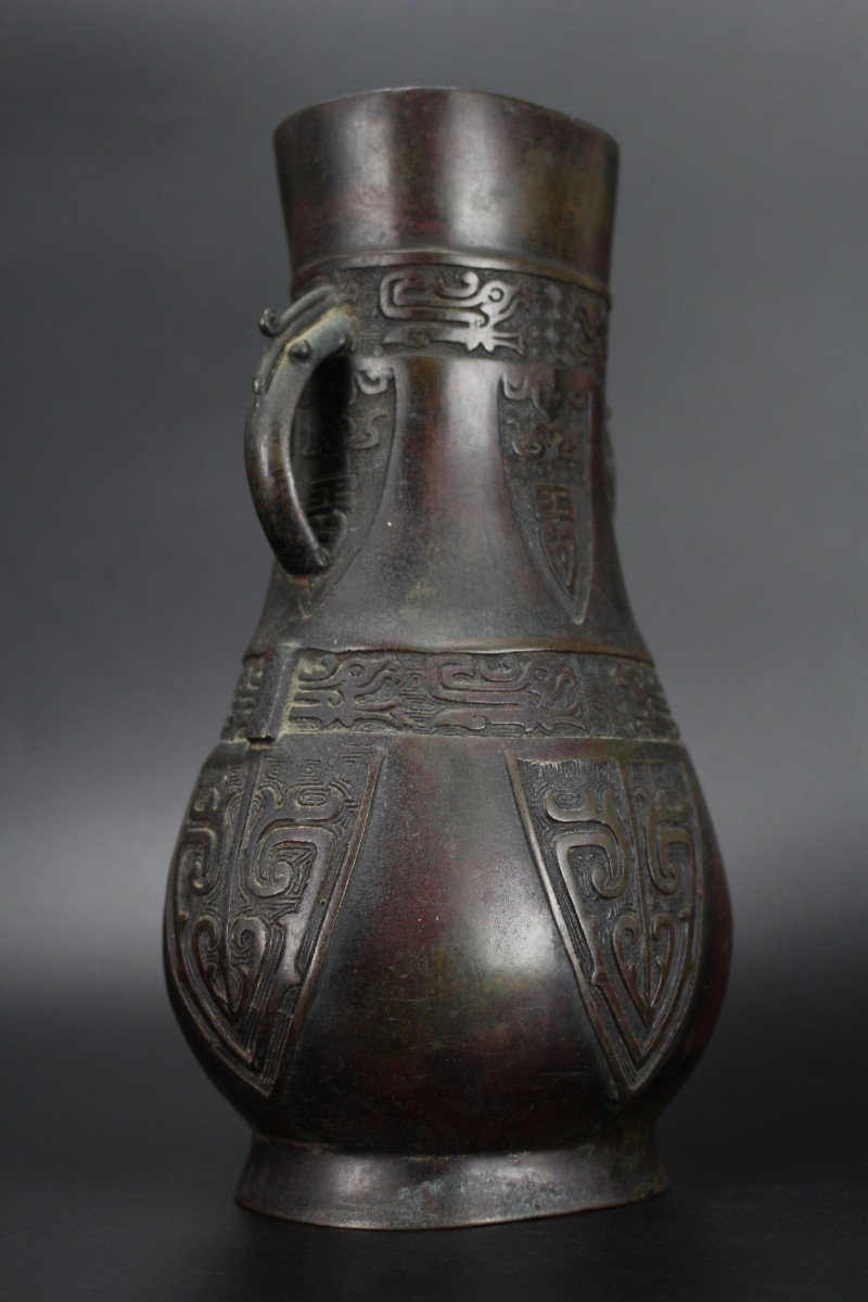 Chinese Bronze Vase Ming Dynasty 16th Century / 17th Century Antique Archaic Flower Vase-photo-4
