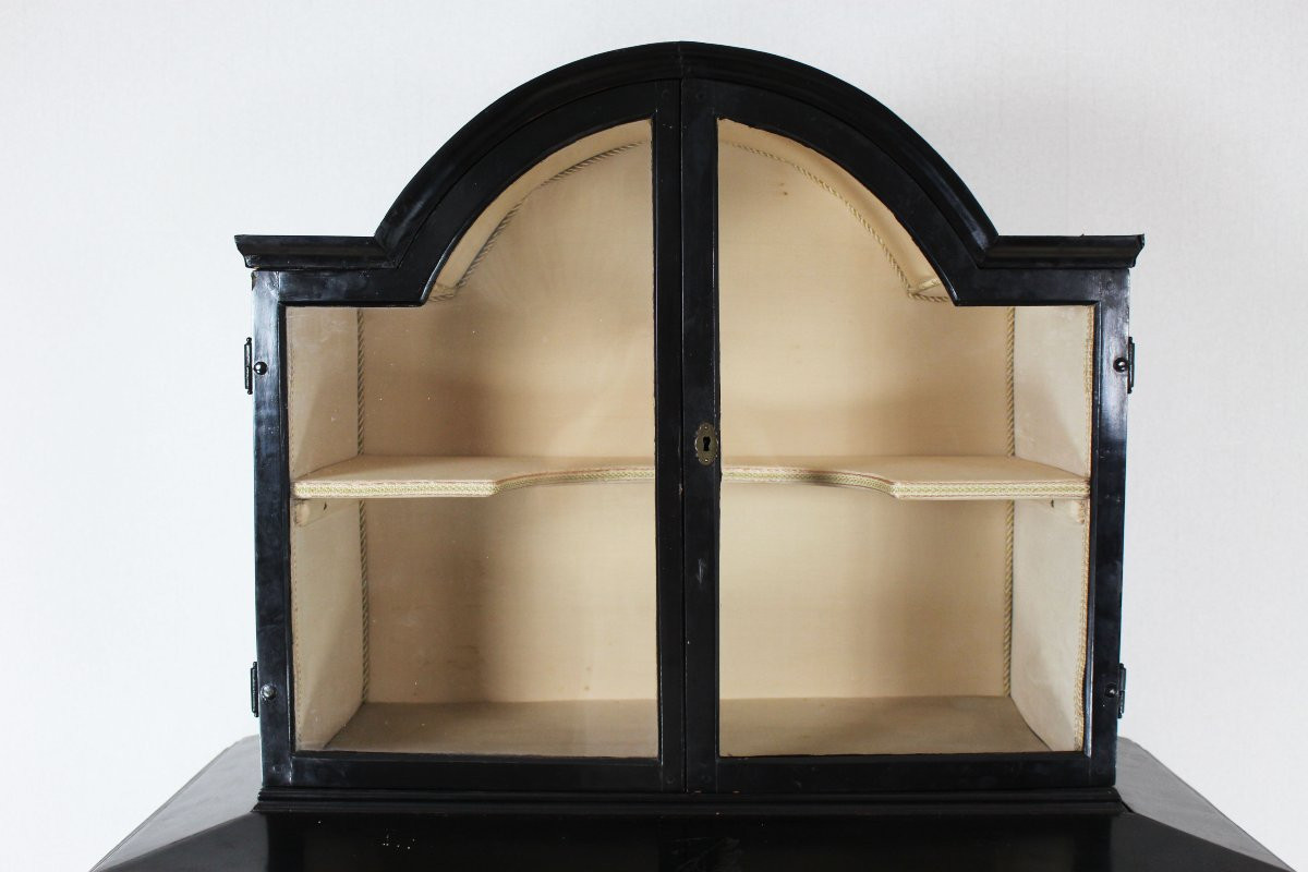 Antique English Victorian Display Cabinet. Late 19th Century, Circa 1890 -photo-4