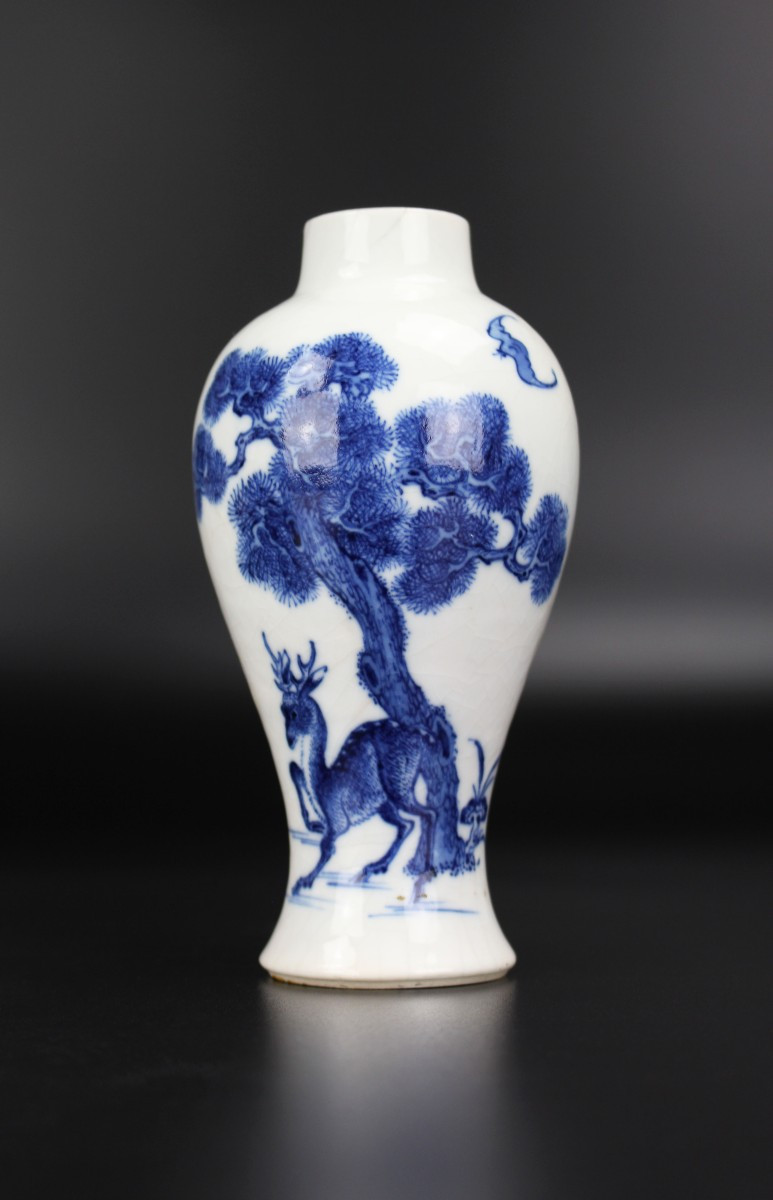 Vase en porcelaine chinoise du XVIIIe siècle, pâte tendre bleue et blanche, vase Huashi antique