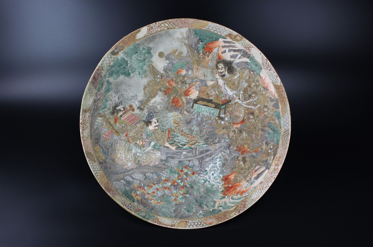 Japanese Porcelain Satsuma Plate Meiji Period (1868-1912) 19th Century Antique Ceramics Dish