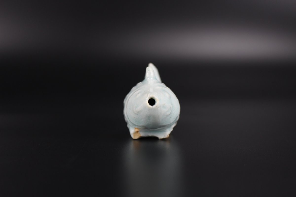 Compte-gouttes en porcelaine chinoise Qingbai, en forme de poisson, dynastie Yuan (1279-1368)-photo-3