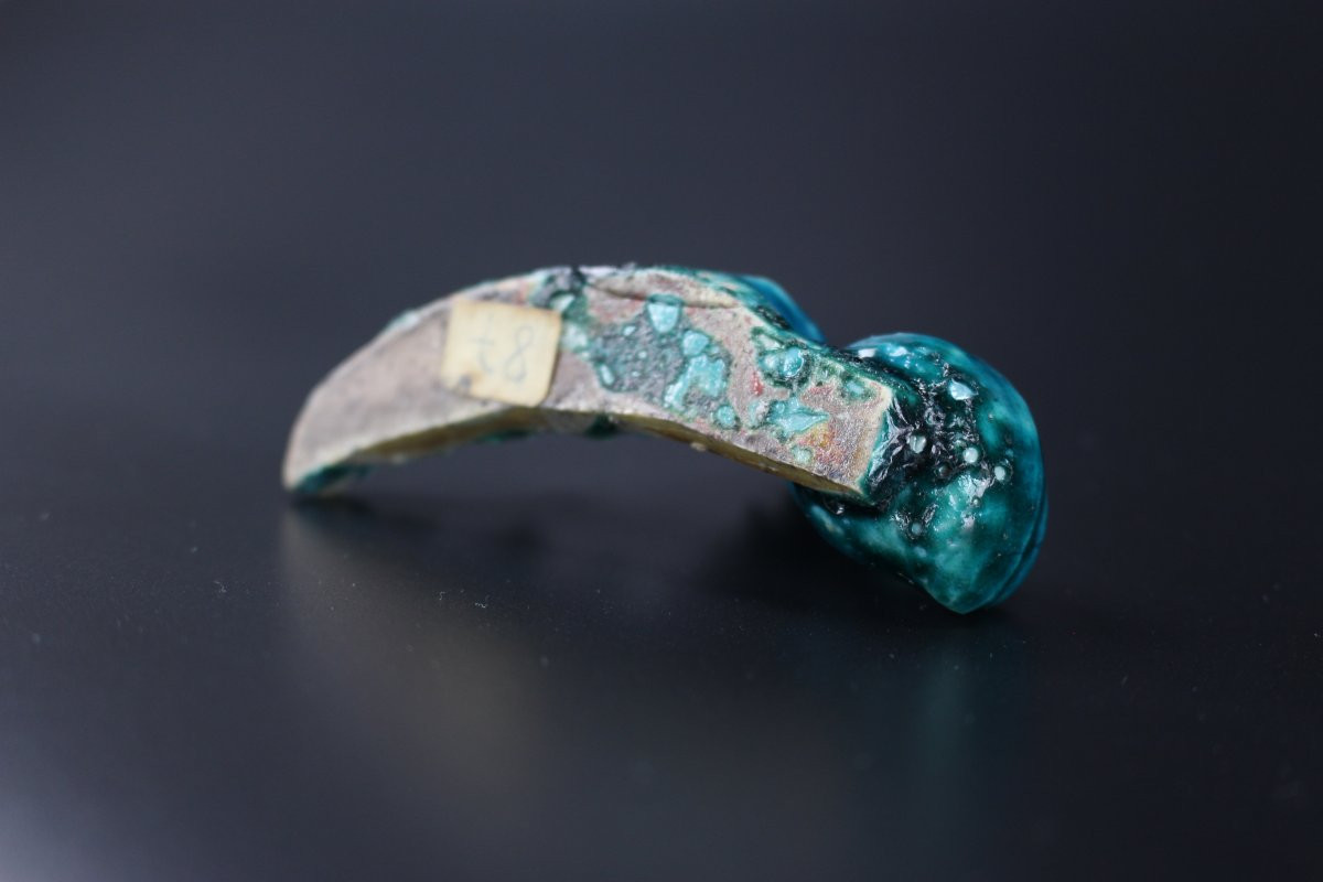 Chinese Porcelain Brush Rest With Turquoise Glaze, "mountain And Peach" Decoration, Kangxi-photo-4